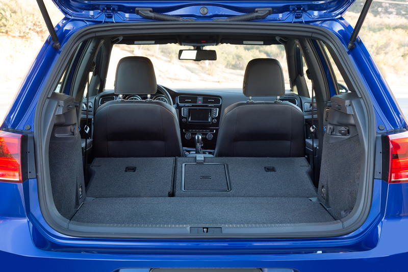 Illustration for article titled The 2015 Volkswagen Golf R Is Proof VW Doesn't Really Hate Us